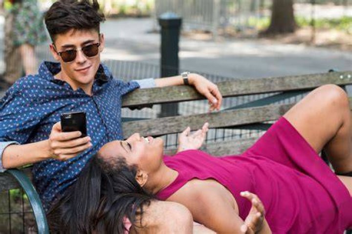 11 Signs Your Partner Is Downplaying A Relationship They Have With Their Ex