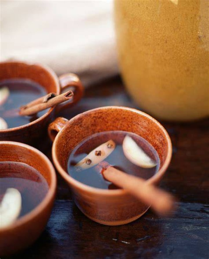 12 Apple Cider Hacks To Make Your Favorite Fall Drink Even More Delicious